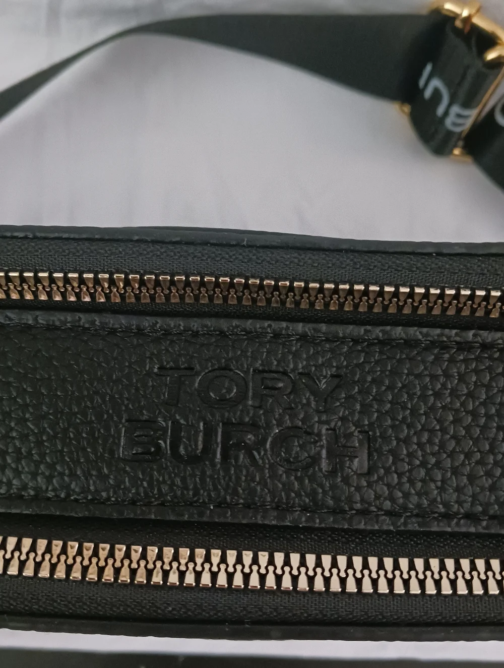 Tory Burch Black Leather Logo Camera Crossbody with Branded Strap - Picture 5 of 7